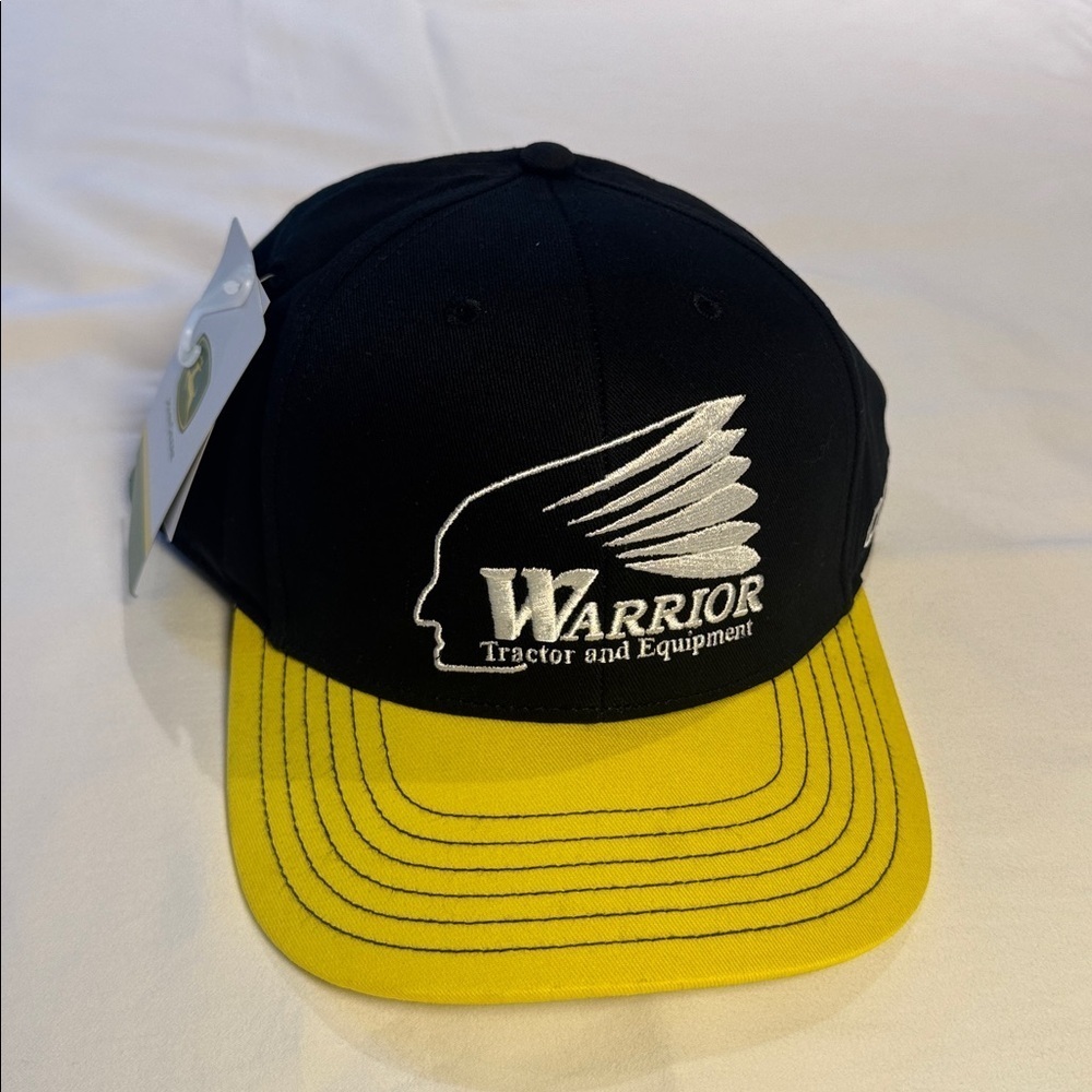John Deere Warrior Tractor & Equipment Snapback Hat – Black & Yellow – NWT